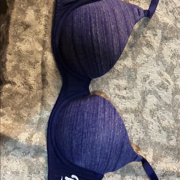 Pink tee shirt bra 32A perfect with light padding - Picture 3 of 7